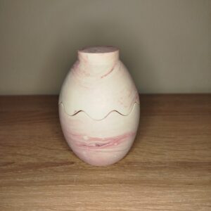 Πασχαλινό αυγό απο πορσελάνη