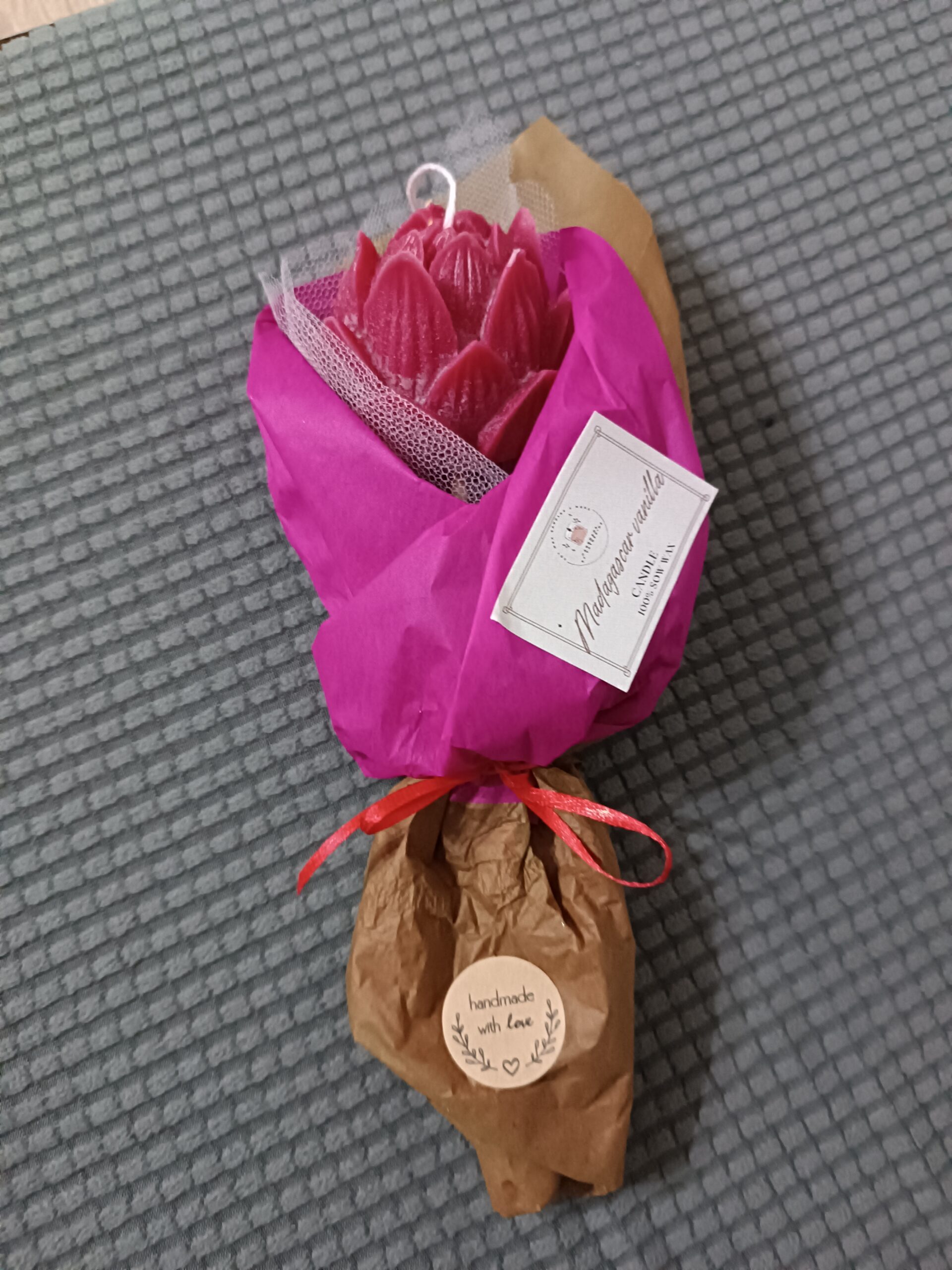 ανθοδέσμη κεριού λωτός